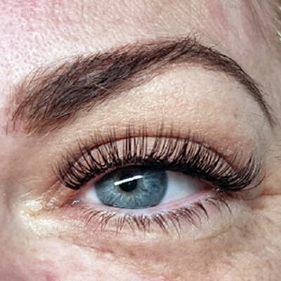 Classic eyelash extensions in Melbourne in different lengths offered by Diamond Eyelash Extensions, allowing you to customize your desired look