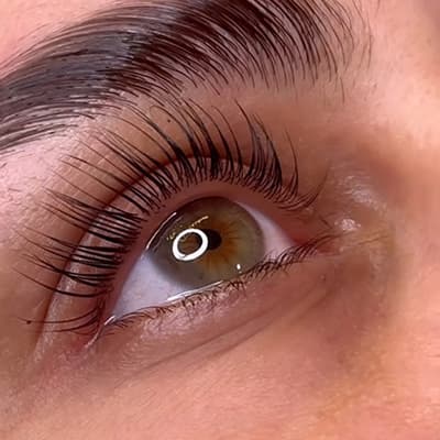 Lifted and tinted lashes by Diamond Eyelash Extensions in Melbourne, perfect for special occasions, adding glamour and confidence to your appearance.